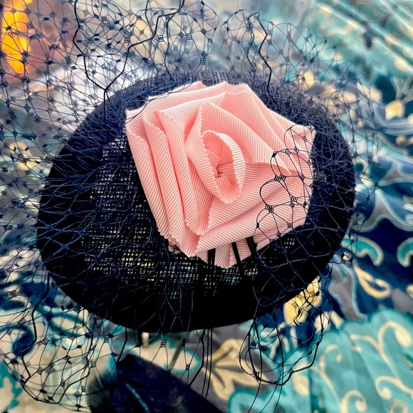 Jacques Vert net and Fascinator / Hat - Picture 3 of 3